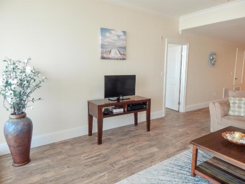 517 Holiday Isle image 12